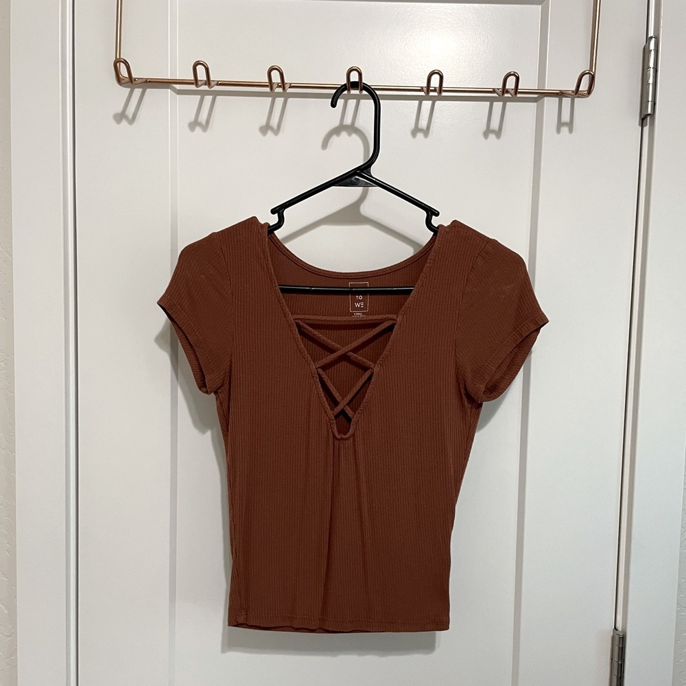 Rust Crop top w/ front cut-out